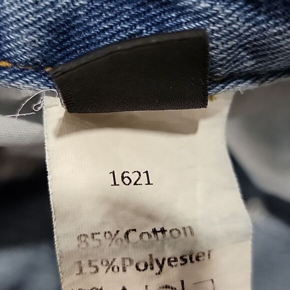 SHEIN.. highwaisted, distressed jeans.. - Picture 15 of 15